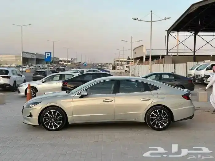 هونداي سوناتا 2022 4