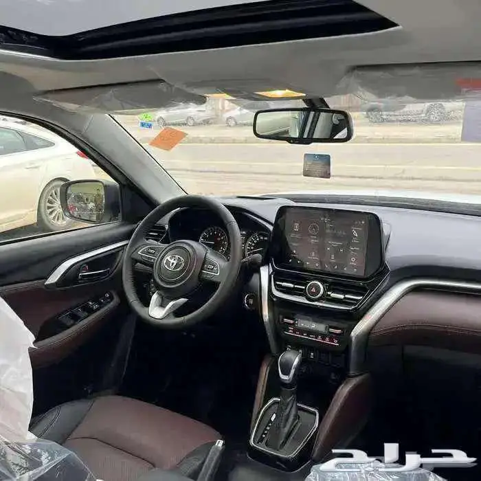 تويوتا اوربان GLX فل كامل كاش واقساط 2026 1
