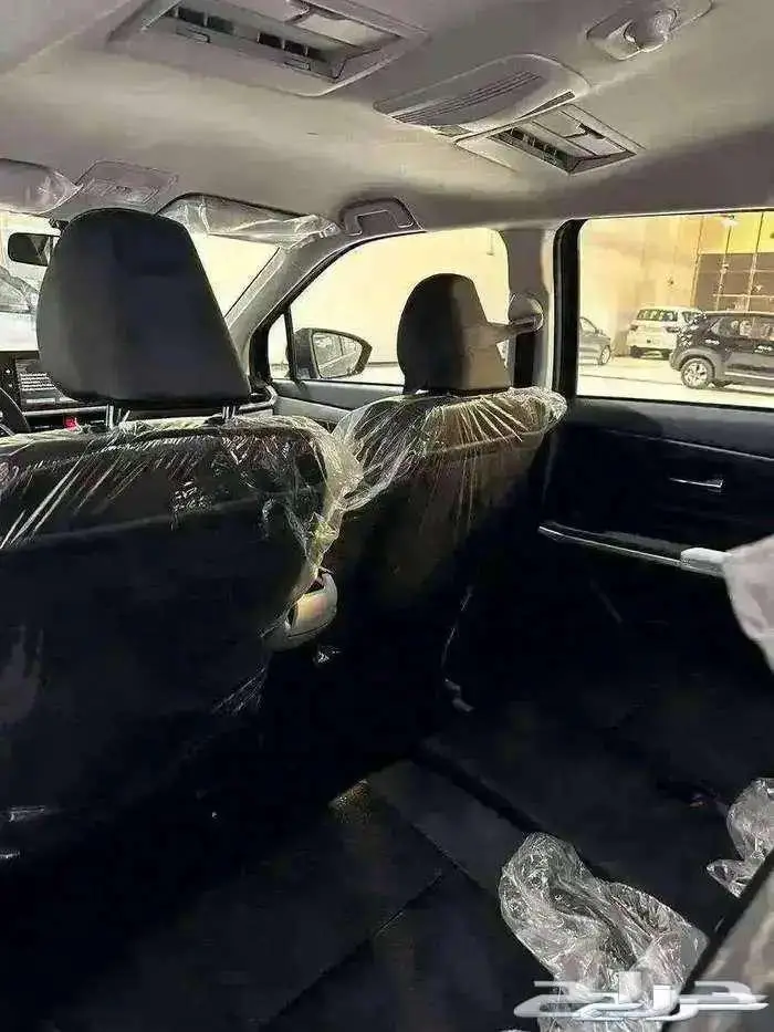 تويوتا فيلوز GLX 2025 4