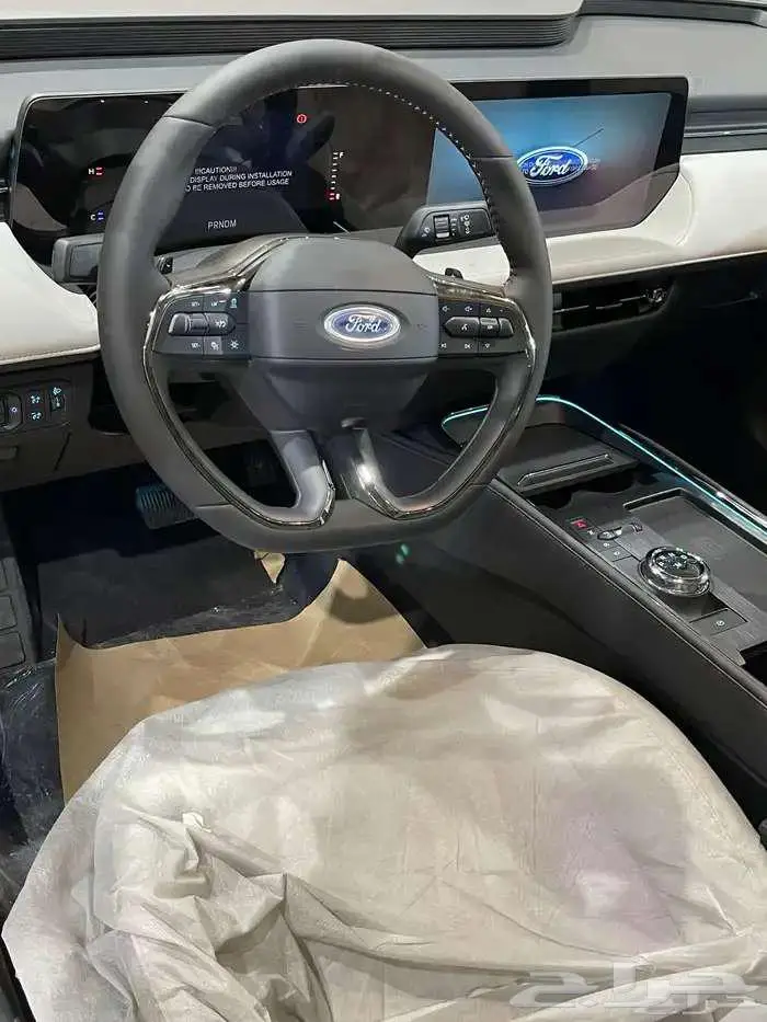 فورد تورس ترند 2026 4