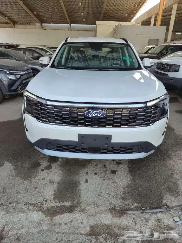 فورد تيريتوري امبيانتي ستاندر 2026 0