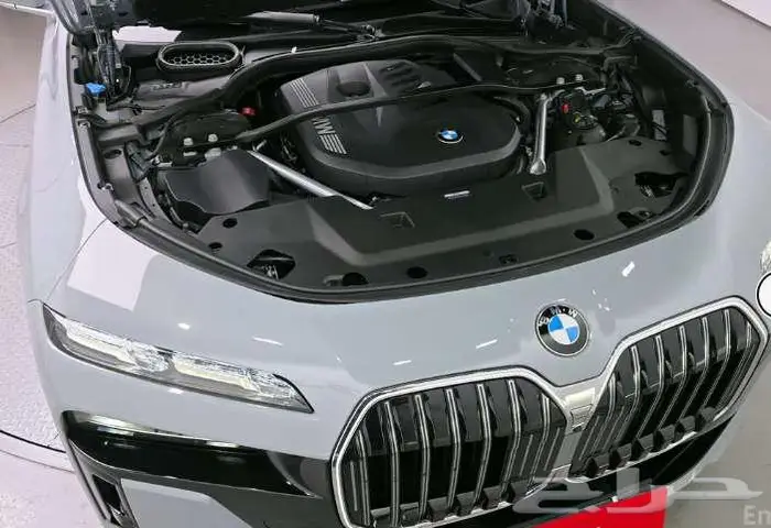 بي ام دابليو 740i M 2023 معرض الميموني للاستيراد من كوريا 5