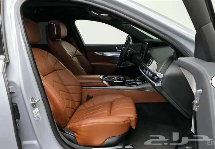 بي ام دابليو 740i M 2023 معرض الميموني للاستيراد من كوريا 7