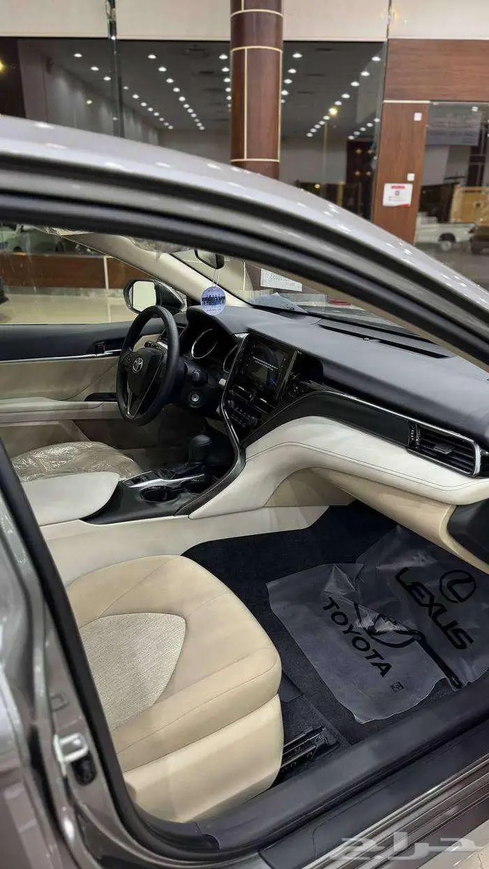 كامري LE موديل 2024 4