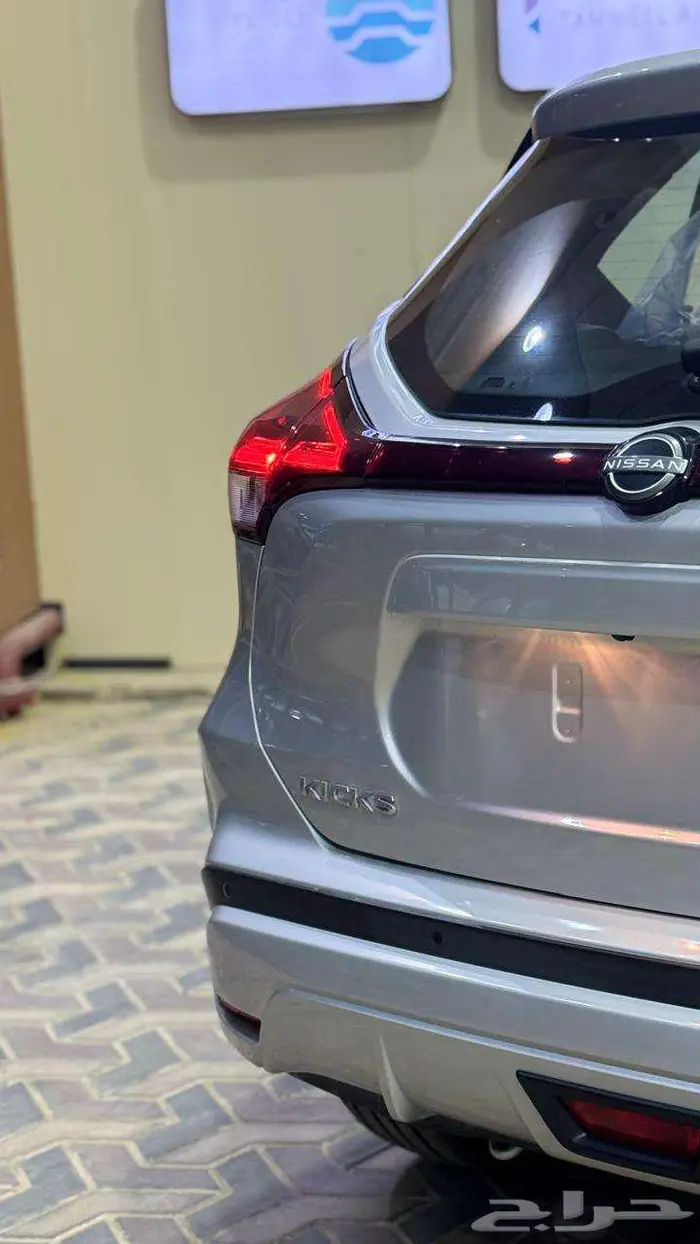نيسان كيكس نص فل 2024 23