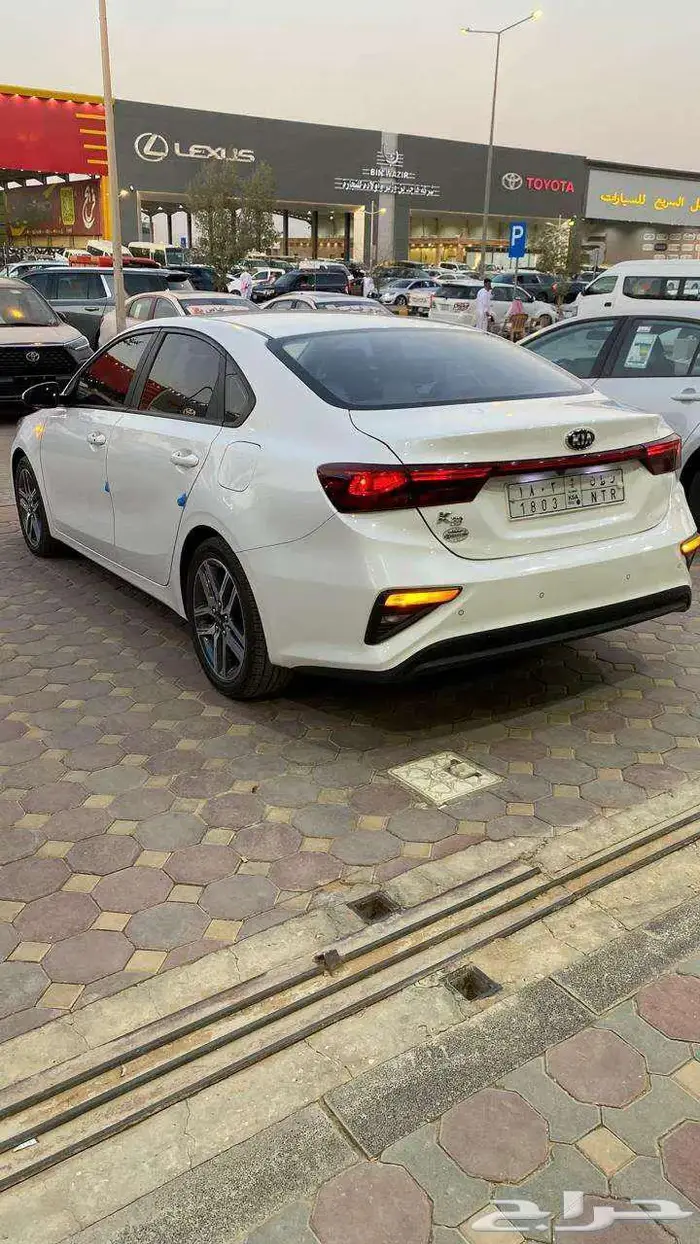 كيا سيراتو 2021 مستورد شاشه كاميرا .. 9