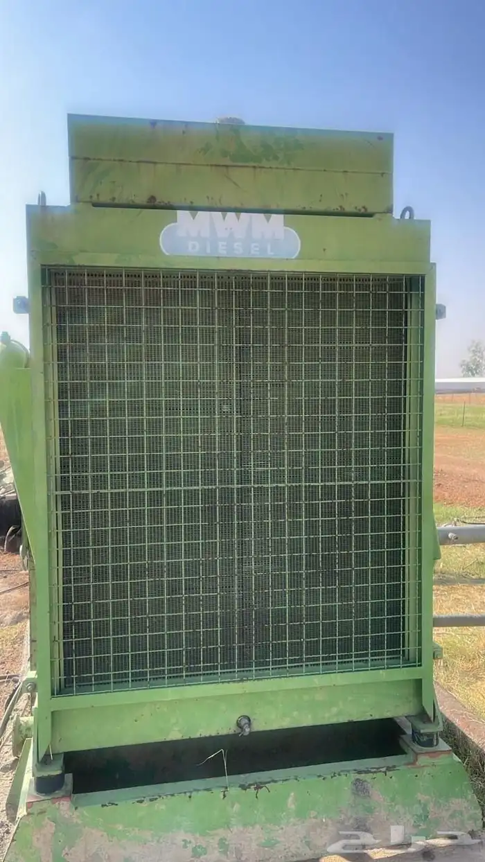 مكينه المانيه زراعيه والثانيه سكانيا و طرنبه 0