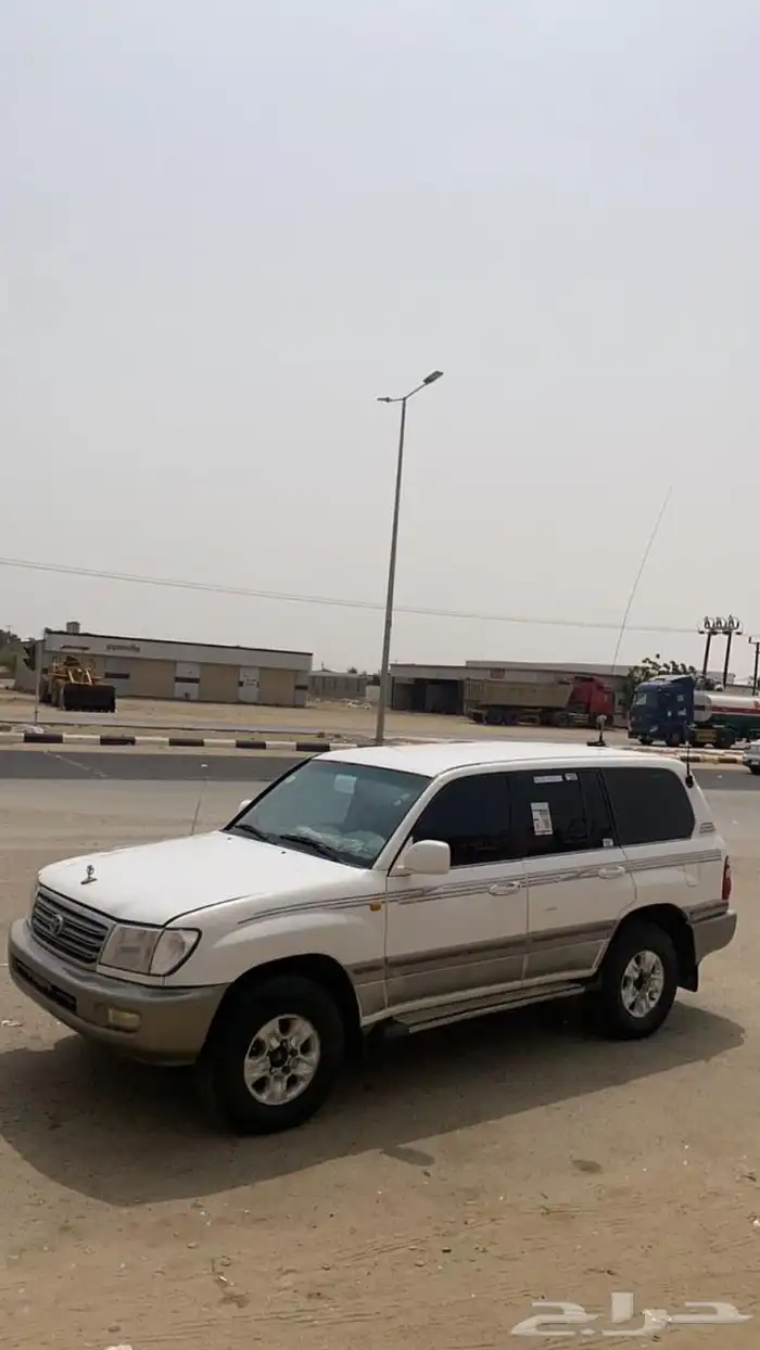 لاند كلوزر 2004 1