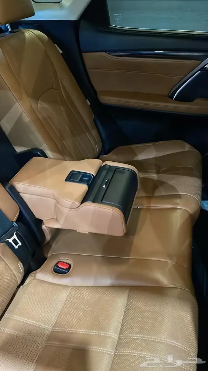 لكزس ار اكس 350 2021 25