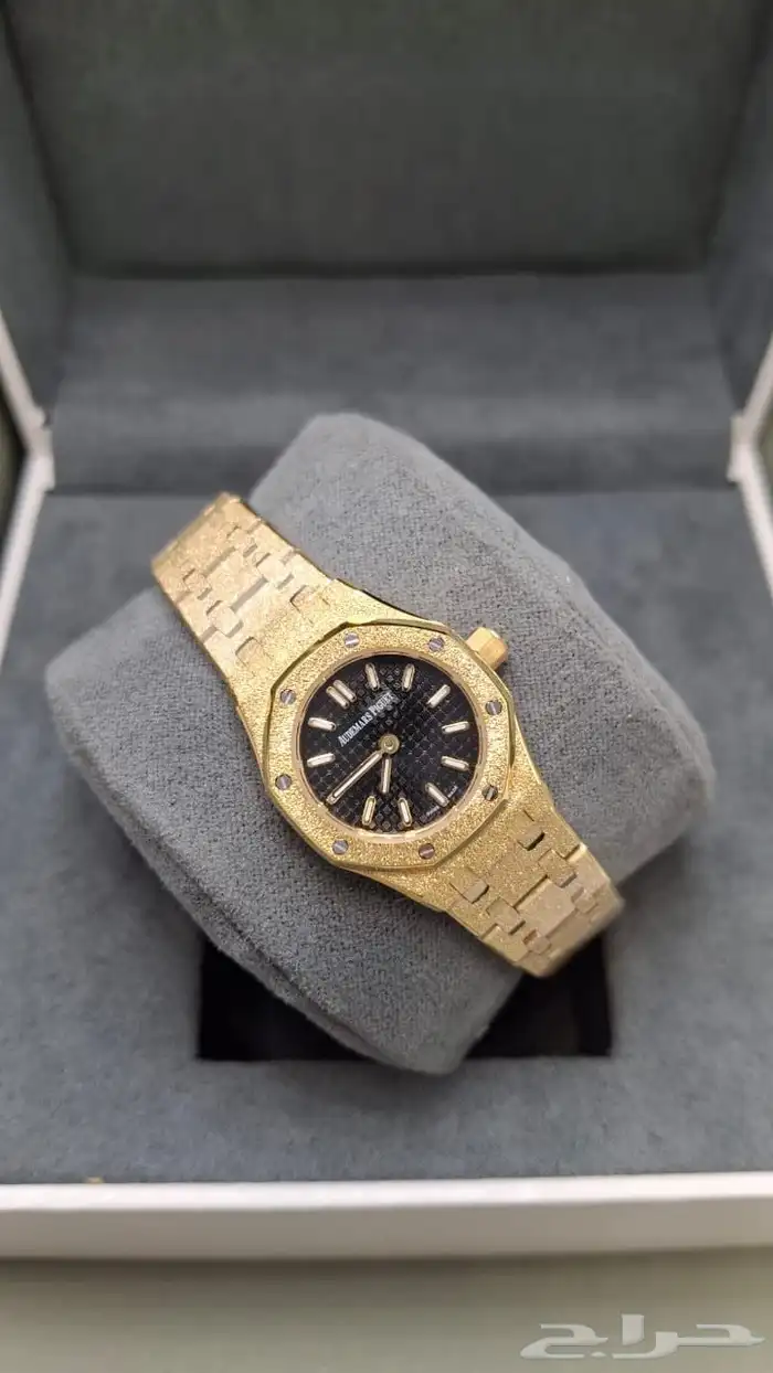 ساعات ادمر نسائية حجم ميني 8