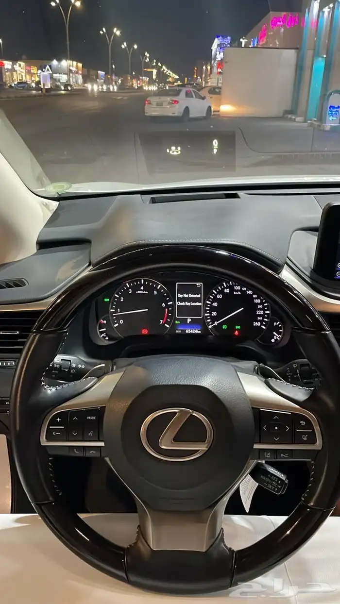 لكزس ار اكس 350 2021 24