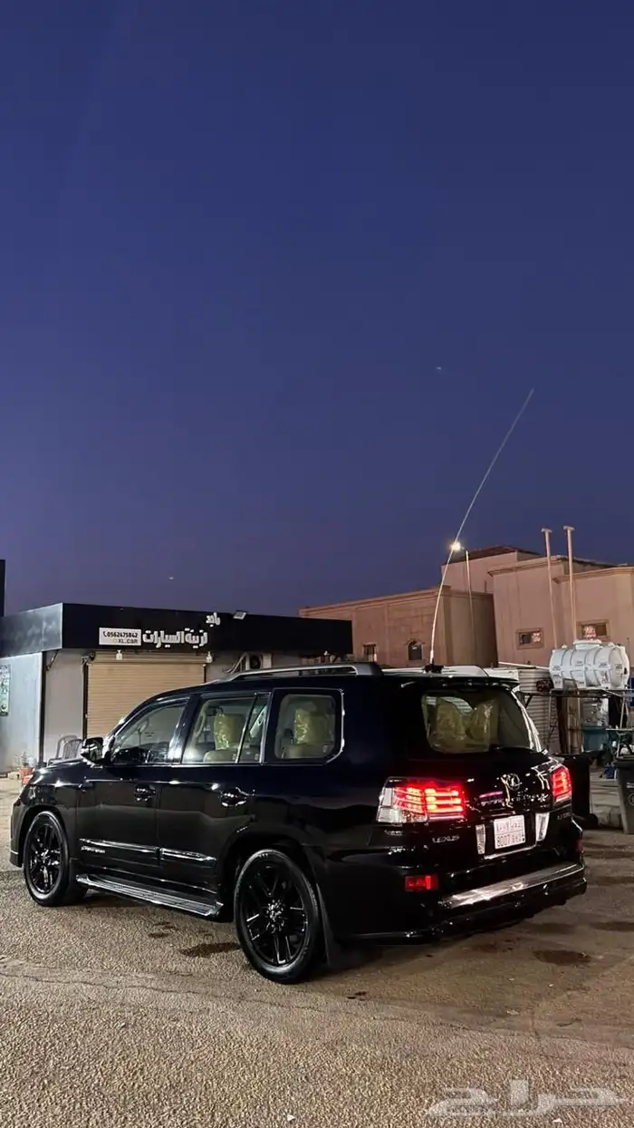 جيب لكسز 2010 10