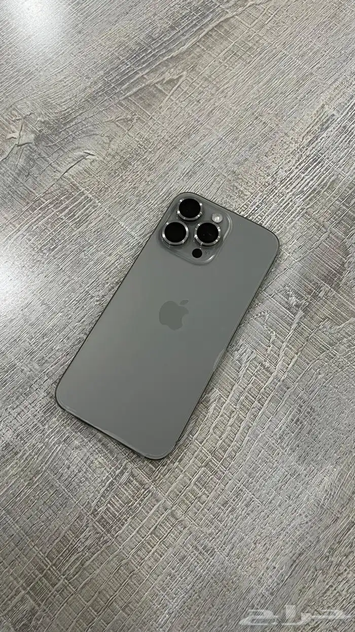 ايفون 15 برو ماكس نظيف جدا 0