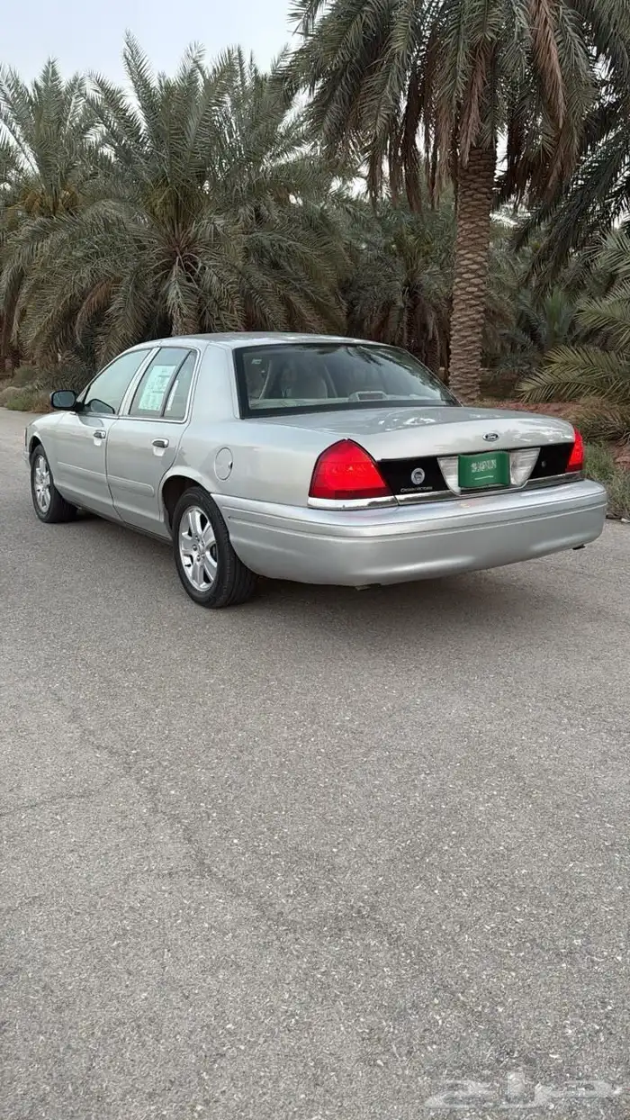 فورد كراون فكتوريا 2008 2