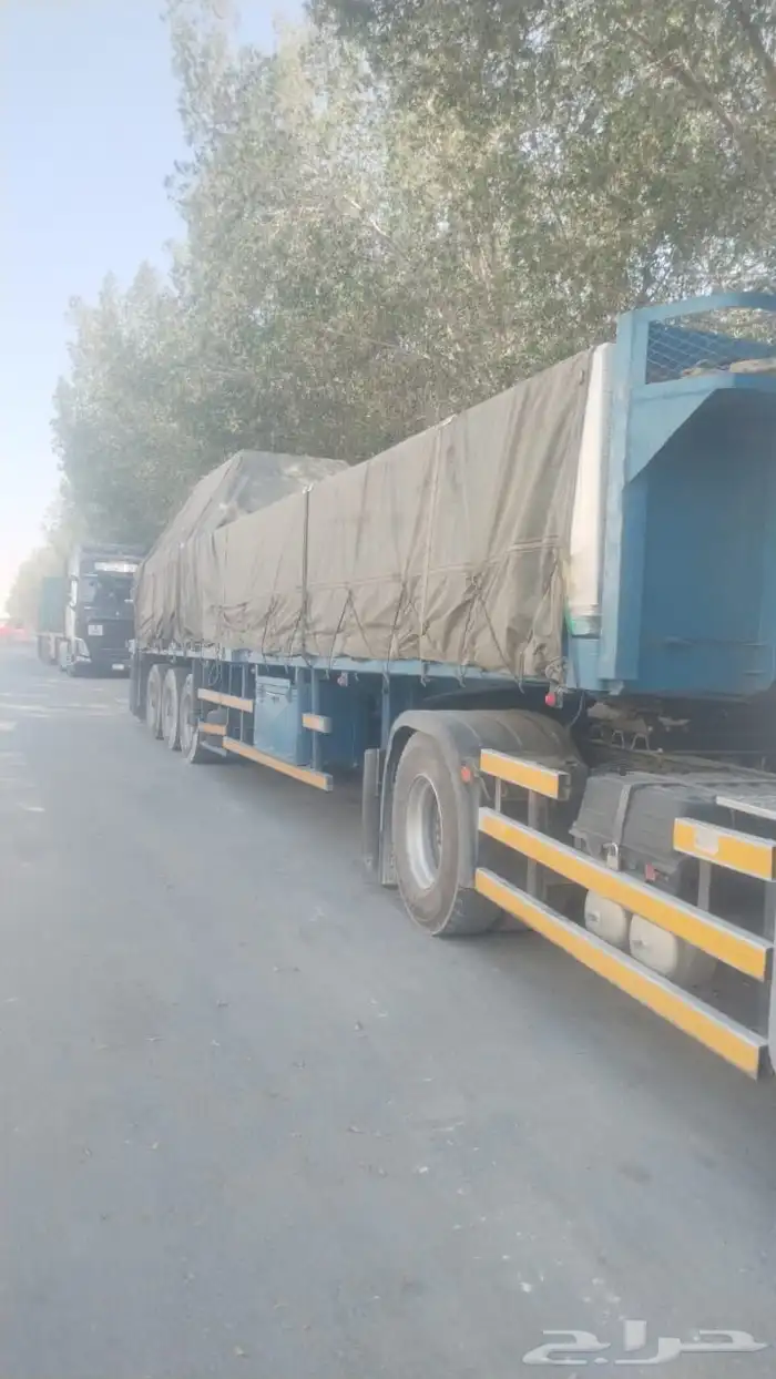 سطحه ثلاثه محاور 0