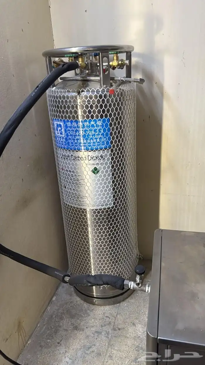 مكينه تصنيع   تنظيف بلثلج الجاف مشروع متكامل 1