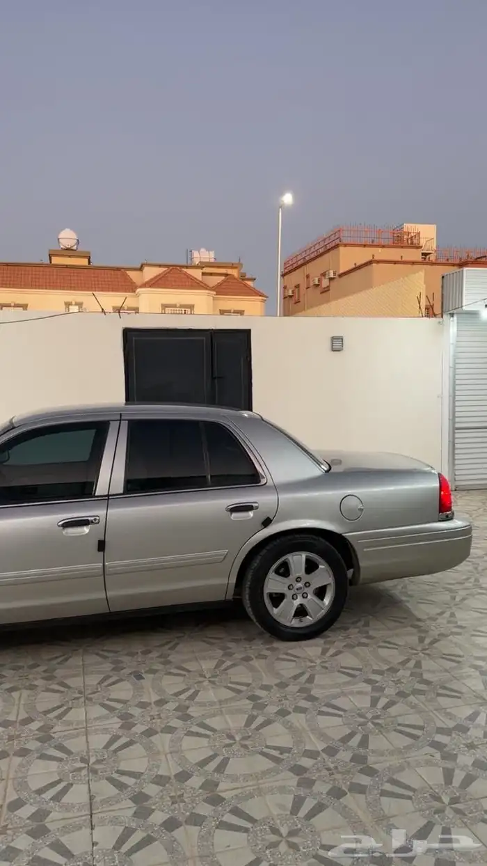 فورد فكتوريا 2012 18