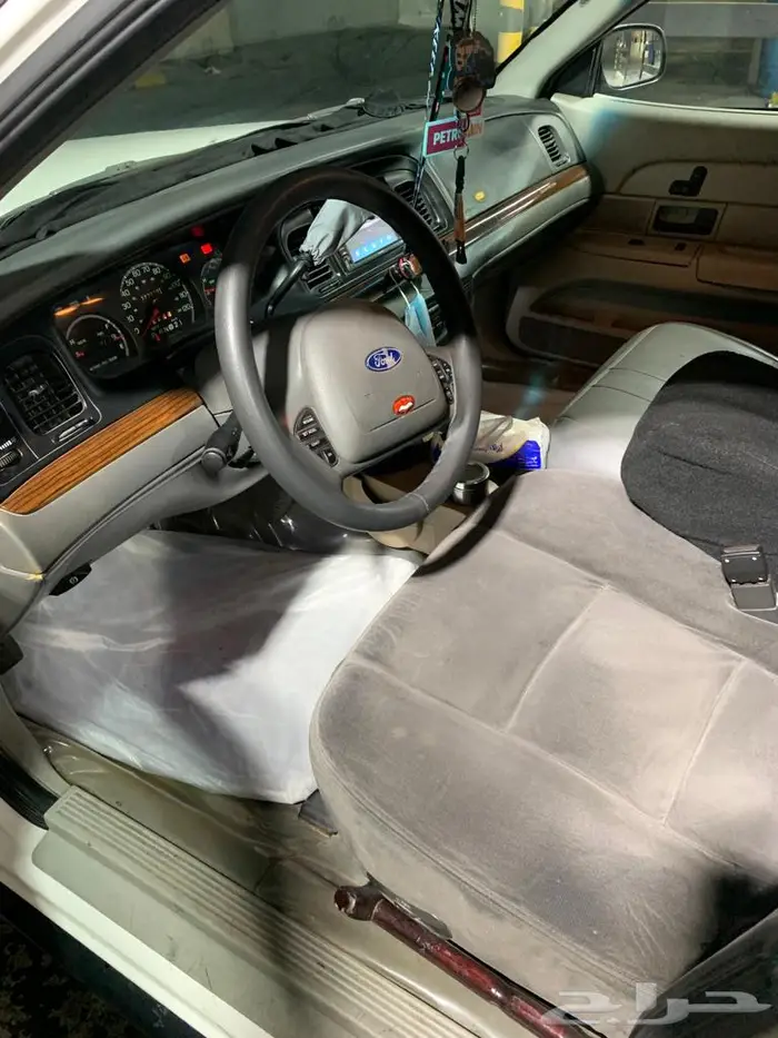 كراون فكتوريا محول بوليسي جنوط وشبك 6