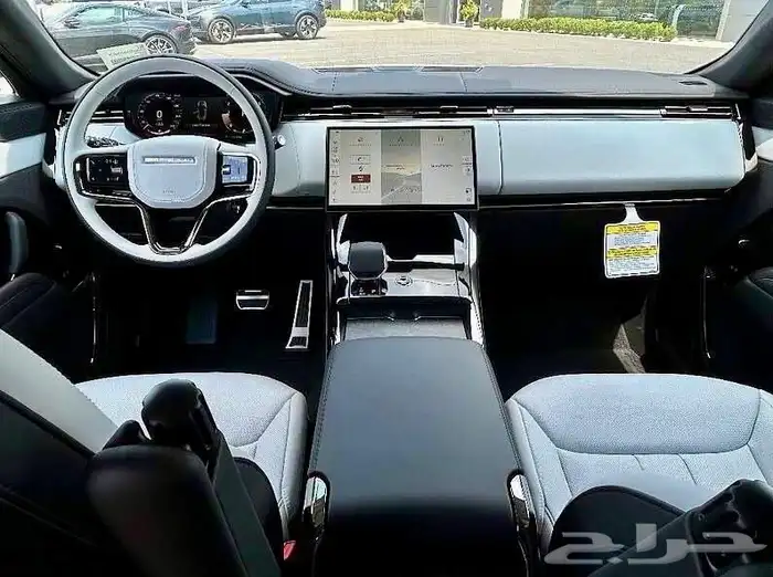 للبيع رانج روفر سبورت 2025 - HSE اصفاررر وارد كندا 3