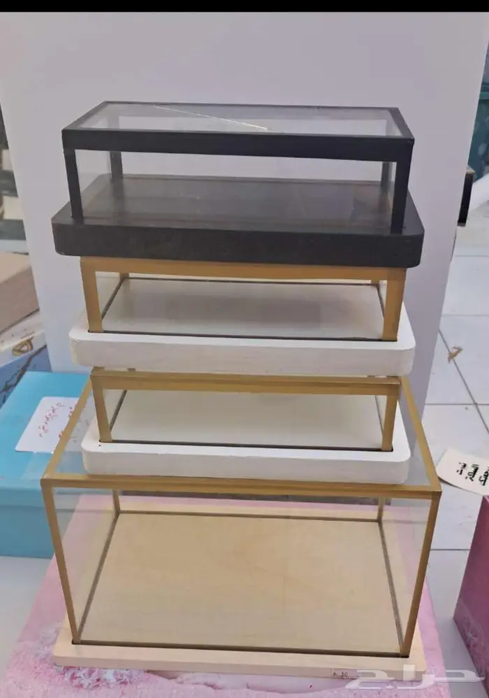 أغراض محل هدايا للبيع 1