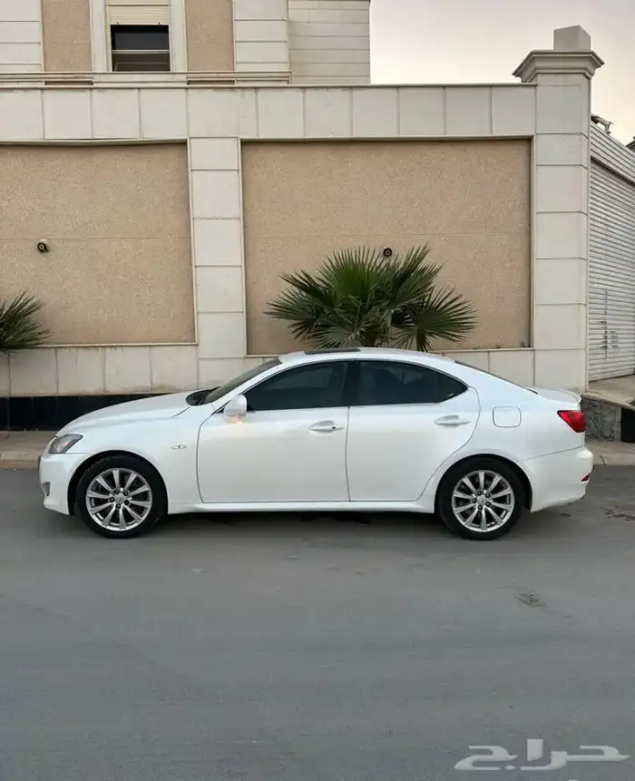 لكزس is 300 موديل 2008 0