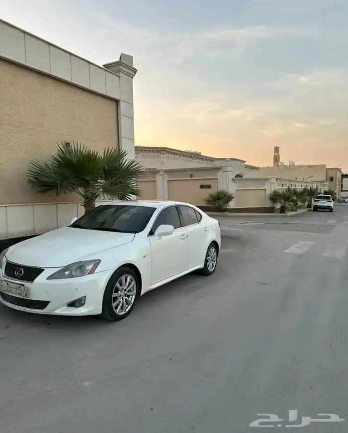 لكزس is 300 موديل 2008 2