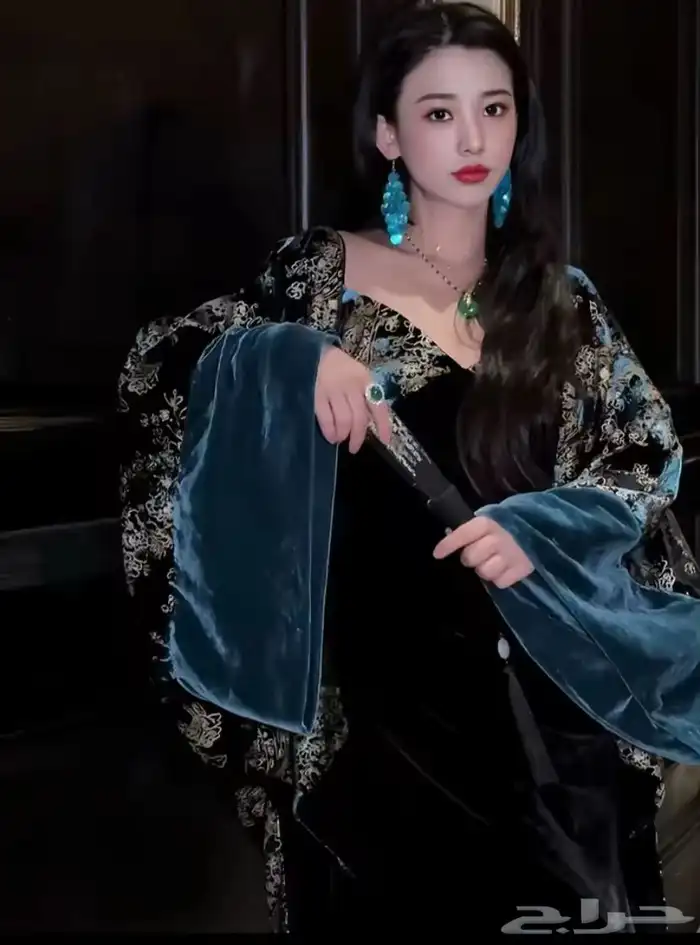 جاكيت نسائي مخمل فخم جدا مقاس فري 7