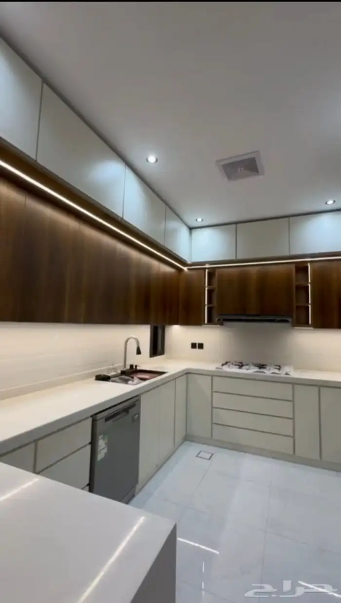 فرصة استثمارية دور موثث تمليك بحي القمرية 2