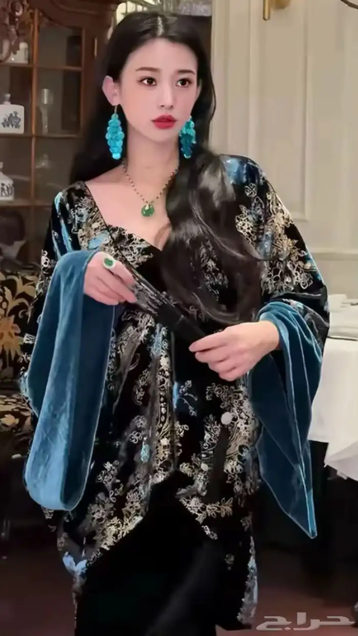 جاكيت نسائي مخمل فخم جدا مقاس فري 1