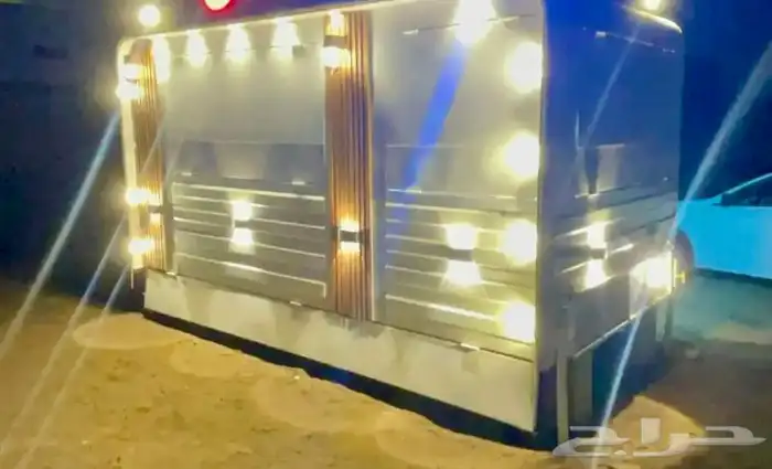 إعلان فود ترك للايجار 0