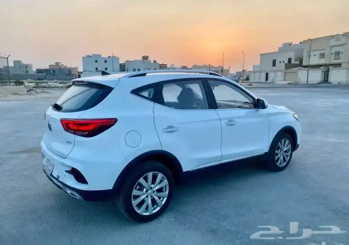 ام جي zs 2023 4