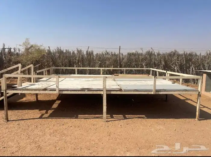 دكة نظيفة ومعها أبواب الموقع الجله آلنقل علي المشتري 1