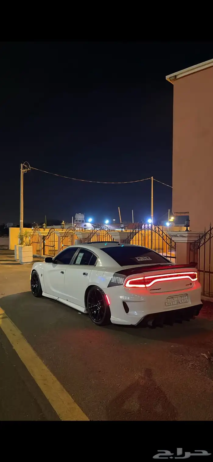 دوج تشارجر 2015 8v 0