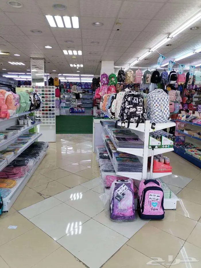 مكتبة للبيع 2