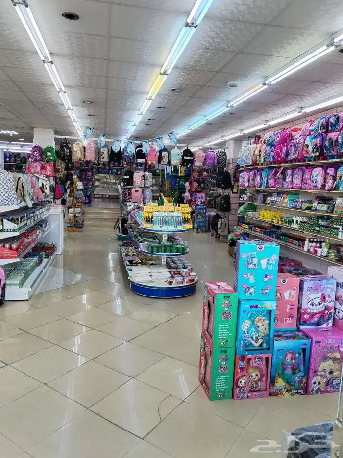 مكتبة للبيع 4