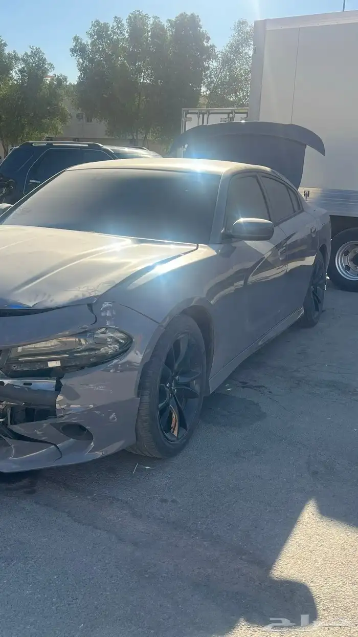 دوج تشارجر مصدوم للبيع 6