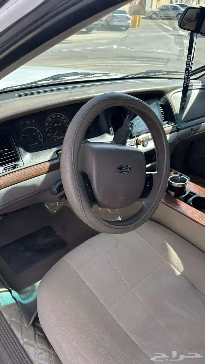 فورد فكتوريا للبيع على السوم او للبدل 5