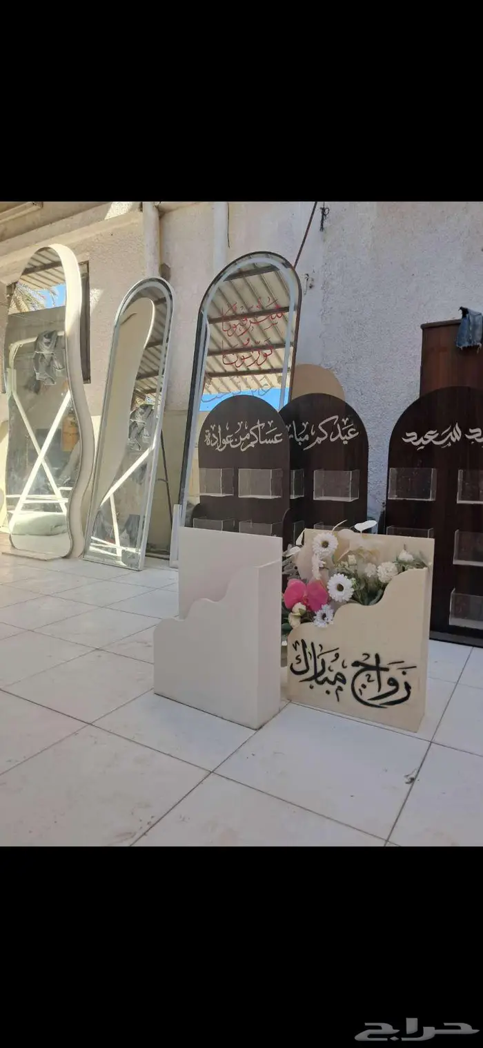 أغراض محل هدايا للبيع 22