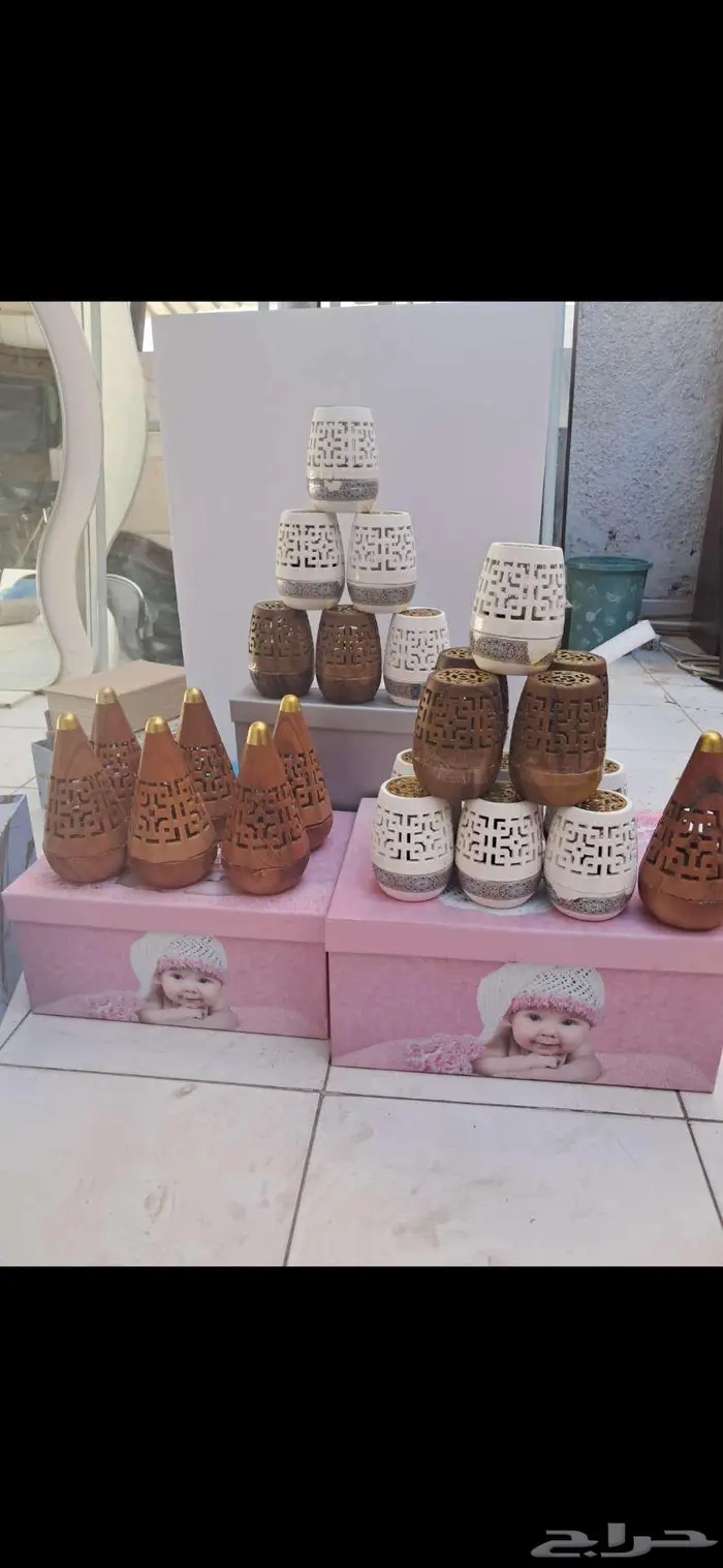 أغراض محل هدايا للبيع 18