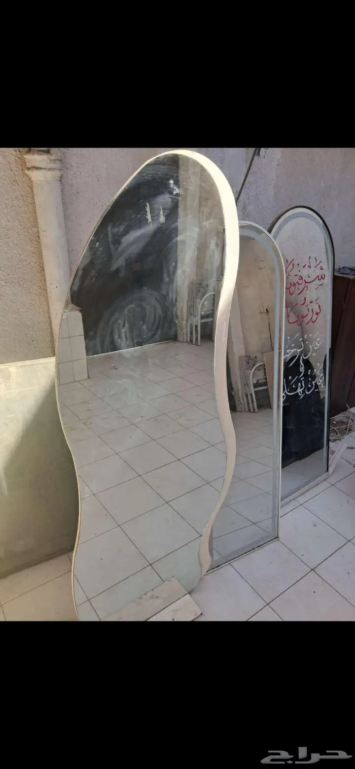 أغراض محل هدايا للبيع 21