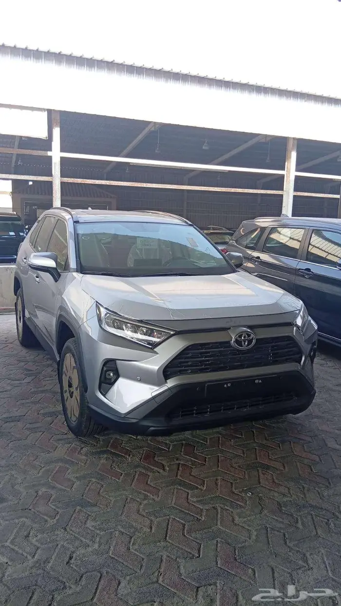 تويوتا راف فور XLE دبل فضى2025 1