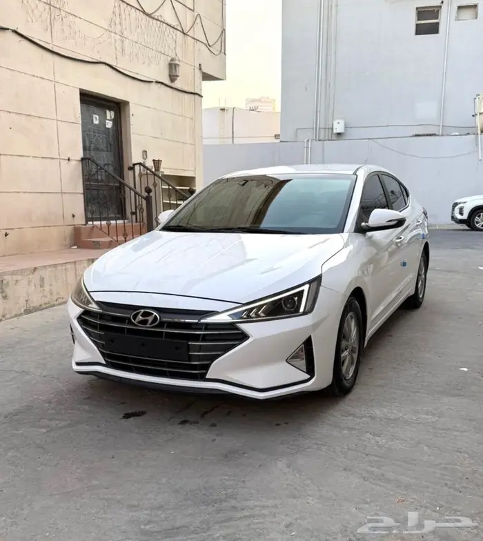 للبيع هيونداي افانتي ( النترا) 2020 فل كامل 1
