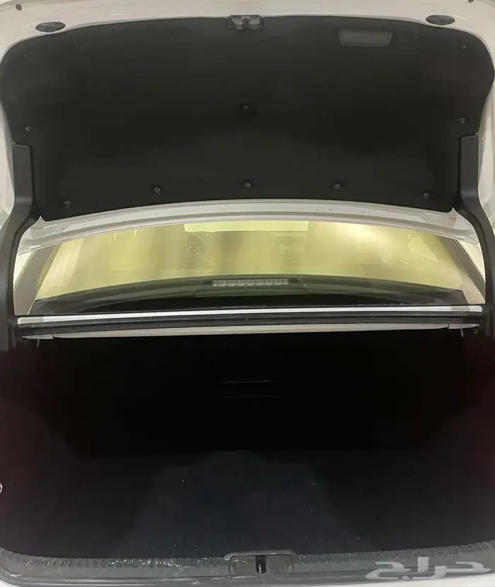 لكزس 300ES هايبرد 2023 32