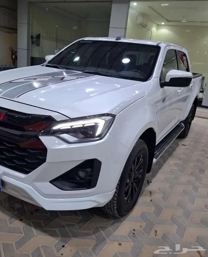 ايسوزو دي ماكس 2025 GT 2