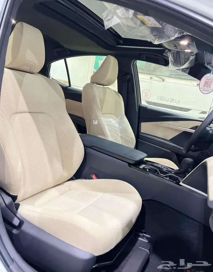 تويوتا كامري E PLUS هايبرد سعودي 2025 16