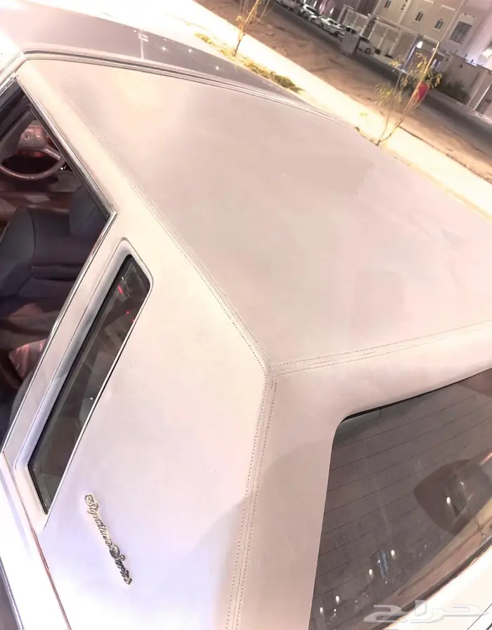 كاديلاك لنكن 1986 ( مواصفات خاصة ) لونين وكالة للبيع . إيجار 32