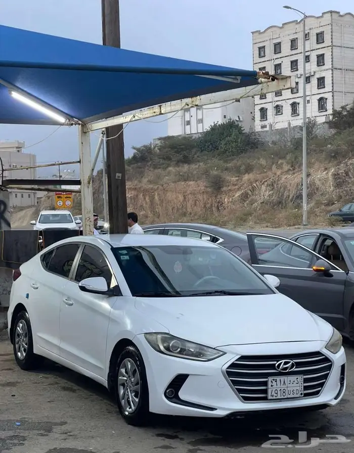 النترا 2017 للبدل بهايلوكس غمارتين 0