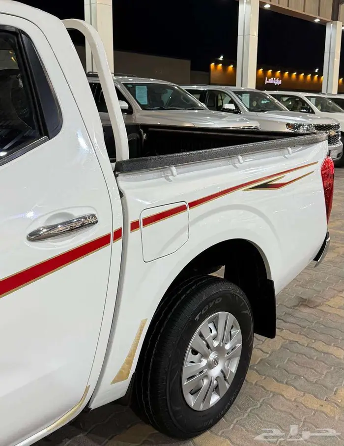 للبيع نيسان نافارا 2017 زجاج كهرب مكينه كبيره سعودي مخزززنة 8