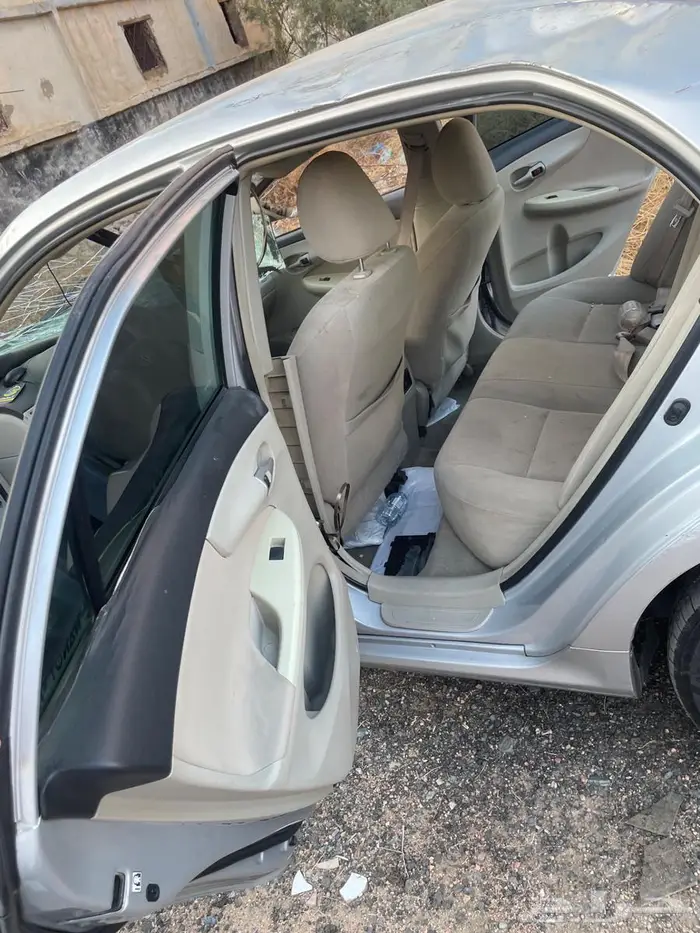 كورلا 2013 مصدومة للبيع 11