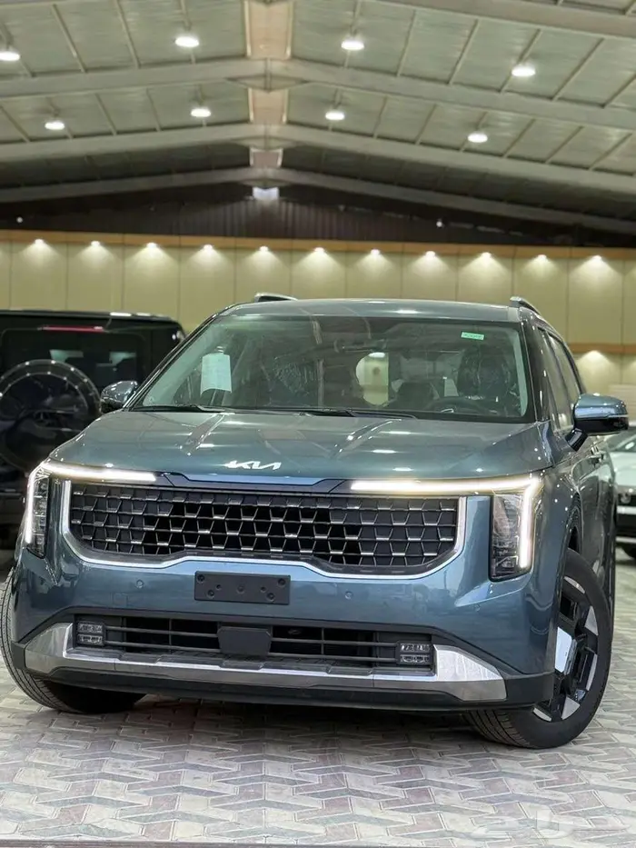 كيا كرنفال نصف فل GLS 2026 3